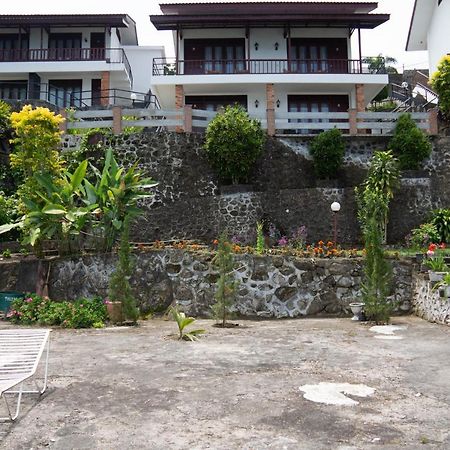 Toledo Inn Tuk Tuk Luaran gambar